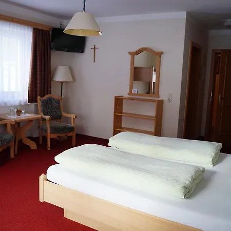 St. Georg Bed & Breakfast 3*