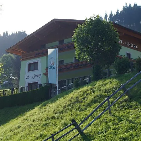 St. Georg Bed & Breakfast 3*